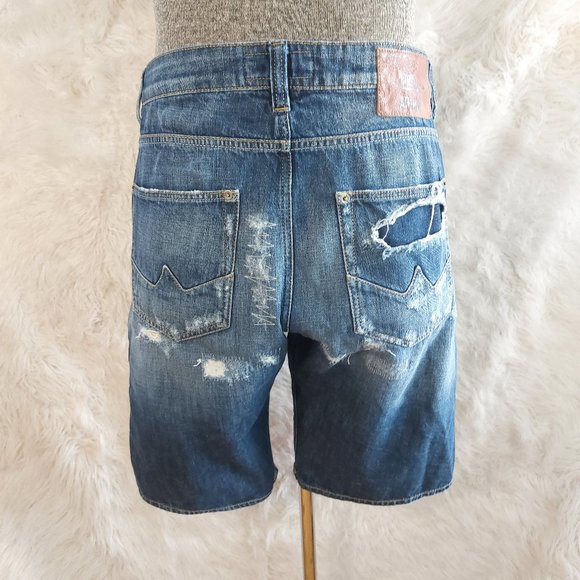 Adenim Men's Blue Adam Slim Fit Fly Buttons Distress Shorts - Picture 2 of 10